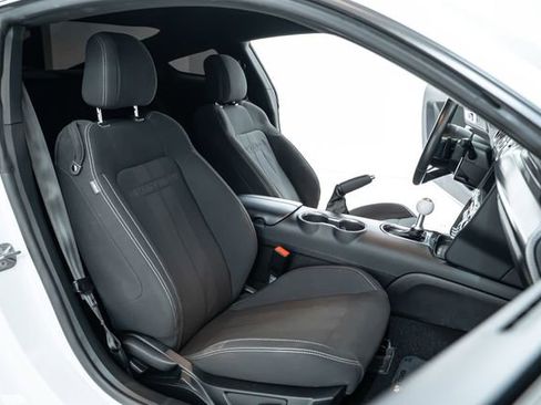 Used 2019 Ford Mustang GT w/ Equipment Group 301A RWD image 24