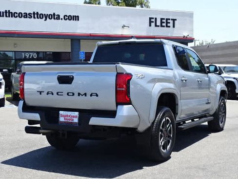 Used 2024 Toyota Tacoma TRD Sport RWD image 12