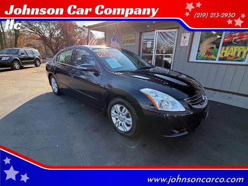 Used 2011 Nissan Altima 2.5 SL w/ Technology Pkg image 1