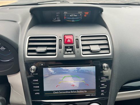 Used 2017 Subaru Forester 2.5i Limited image 14