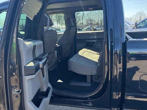 Used 2022 Ford F250 XLT w/ XLT Premium Package image 14