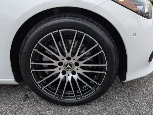 Used 2026 Mercedes-Benz C 300 Sedan image 11