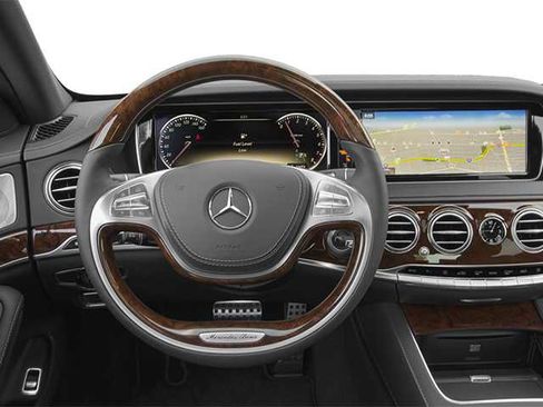 Used 2014 Mercedes-Benz S 550 Sedan w/ Sport Package image 4