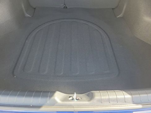 Used 2025 Kia K4 EX image 8