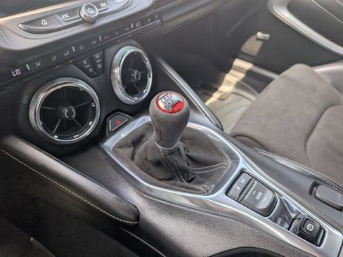 Used 2018 Chevrolet Camaro SS RWD image 23