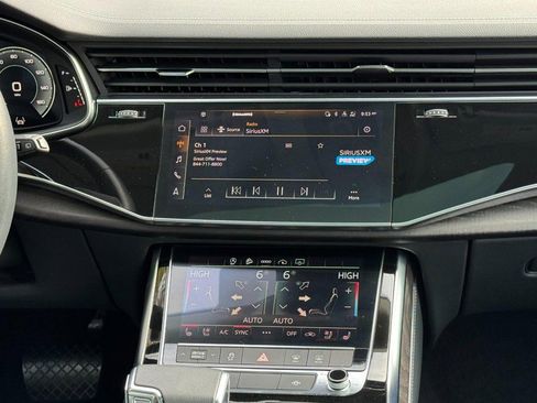 Used 2023 Audi Q8 Premium Plus w/ Premium Plus Package image 13