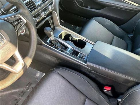 Used 2019 Honda Accord LX image 15