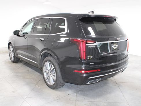 Used 2024 Cadillac XT6 Premium Luxury AWD/4WD image 7