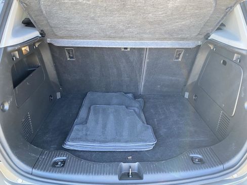 Used 2022 Chevrolet Trax LT w/ Driver Confidence Package image 10