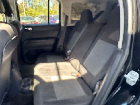 Used 2016 Jeep Patriot Latitude image 14