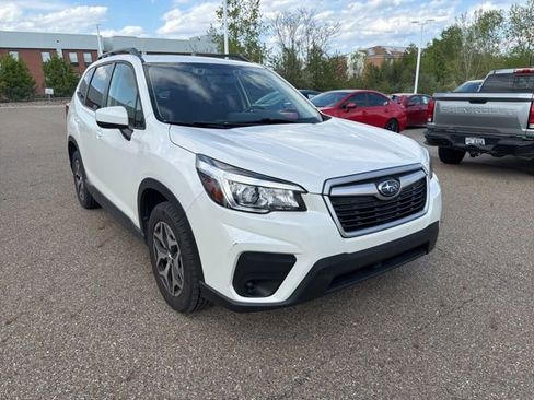 Used 2020 Subaru Forester Premium AWD/4WD image 2