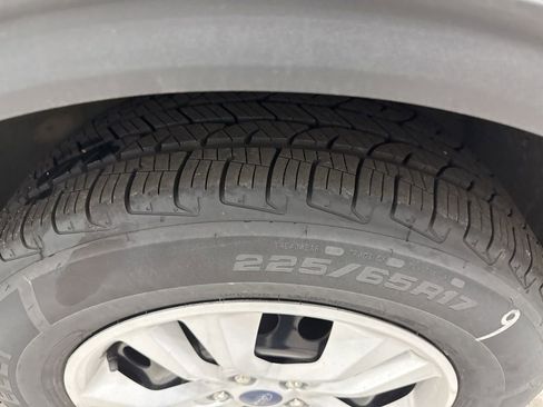 Used 2023 Ford Escape AWD image 81