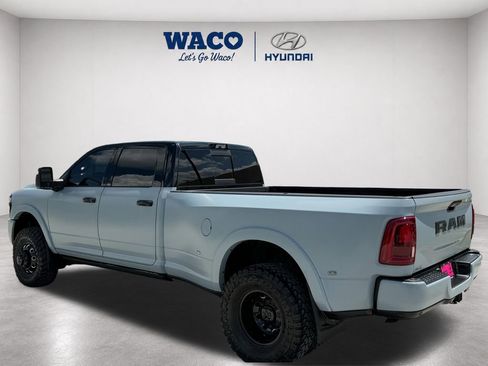 Used 2025 RAM 3500 Limited AWD/4WD image 5