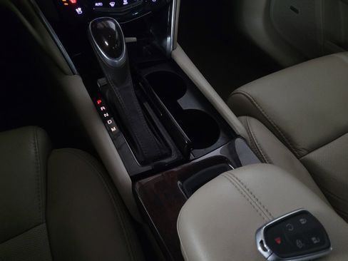 Used 2017 Cadillac XTS Luxury image 26