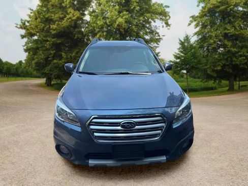 Used 2017 Subaru Outback 3.6R Limited AWD/4WD image 3