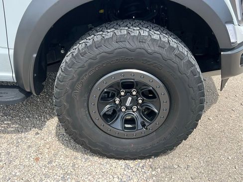Used 2023 Ford F150 Raptor AWD/4WD image 10
