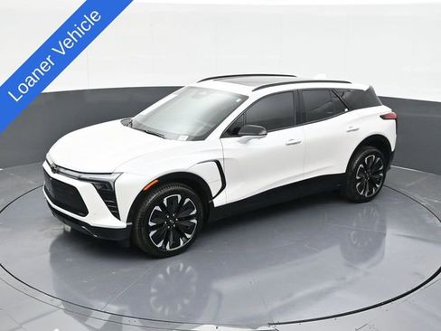 New 2025 Chevrolet Blazer EV RS AWD/4WD image 56