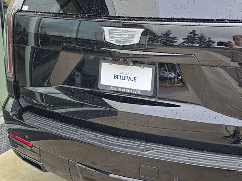 New 2026 Cadillac Escalade ESV Platinum Sport image 15