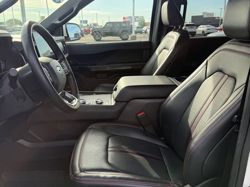 Used 2022 Ford Expedition Max Limited AWD/4WD image 10