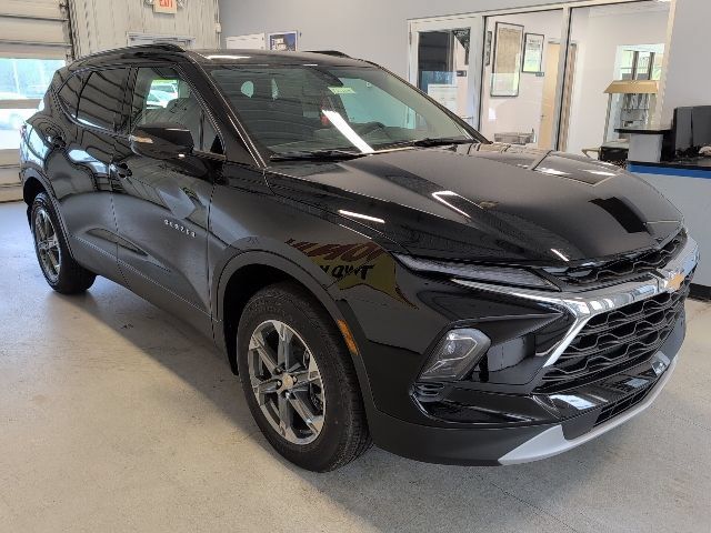 New 2026 Chevrolet Blazer LT AWD/4WD image 7