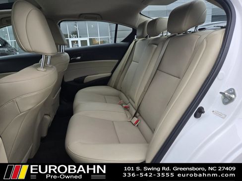 Used 2016 Acura ILX FWD image 10