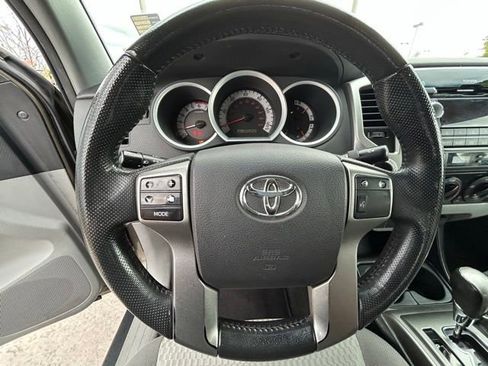 Used 2012 Toyota Tacoma 4x4 Double Cab w/ SR5 Pkg image 13