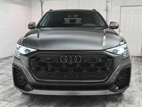 Used 2025 Audi Q8 Premium Plus w/ Premium Plus Package AWD/4WD image 2