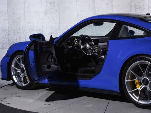 Used 2022 Porsche 911 GT3 RWD image 14