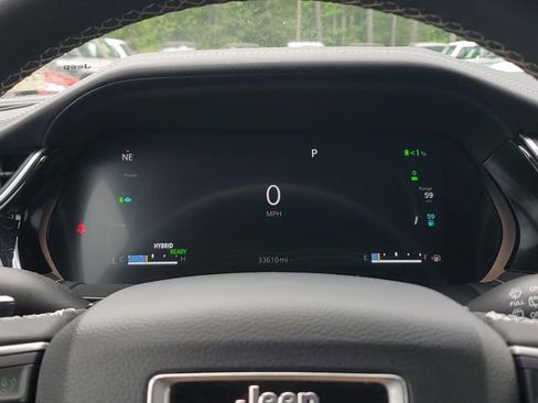 Certified 2022 Jeep Grand Cherokee Limited 4xe AWD/4WD image 29
