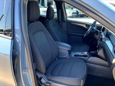 Used 2024 Ford Escape Active w/ Cold Weather Package FWD image 9