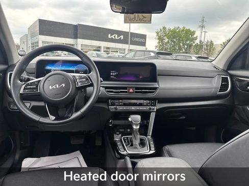 Used 2024 Kia Seltos EX AWD/4WD image 16