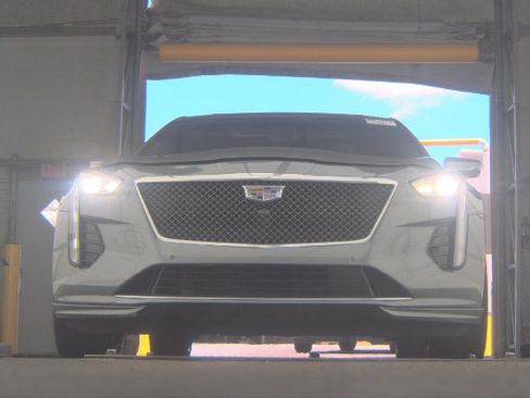 Used 2019 Cadillac CT6 Sport w/ Super Cruise Package AWD/4WD image 3