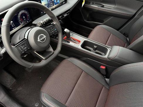 New 2026 Nissan Kicks SR image 16