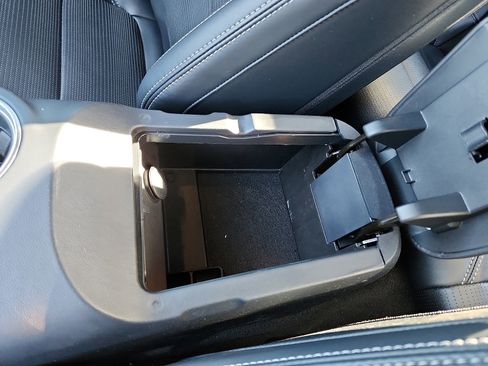 Used 2024 Ford Mustang GT Premium image 20