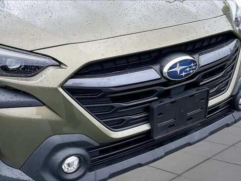 Used 2023 Subaru Outback Premium AWD/4WD image 30