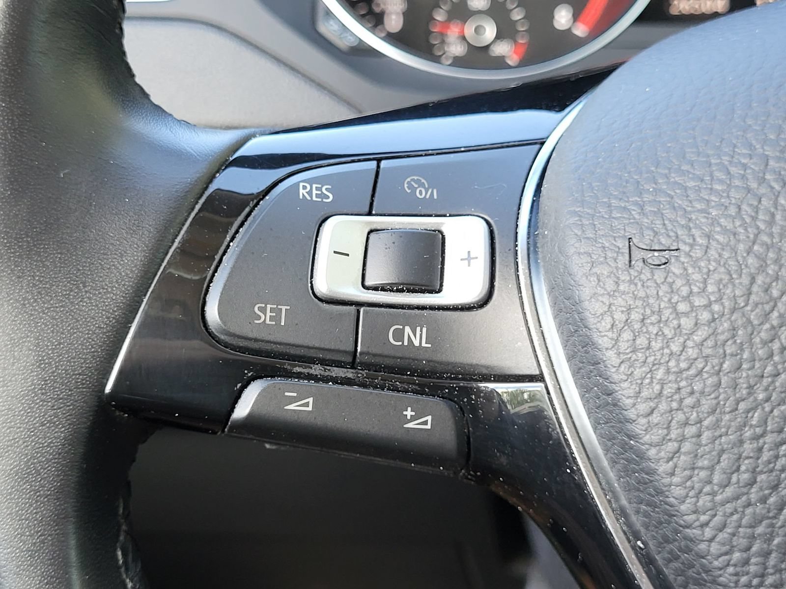 Used 2017 Volkswagen Jetta SE FWD image 17