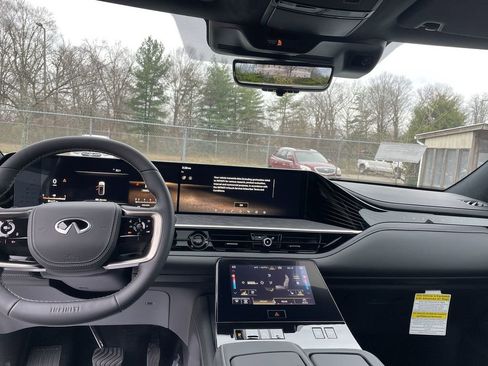 New 2026 INFINITI QX80 Autograph w/ Premium Cargo Package image 17