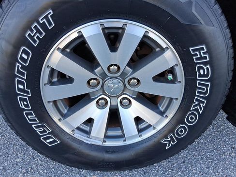 Used 2007 Mitsubishi Raider LS image 37