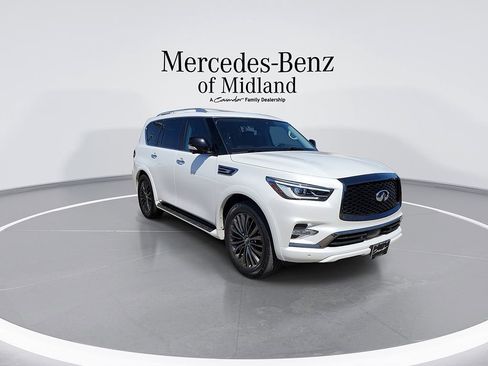 Used 2021 INFINITI QX80 Premium Select w/ Cargo Package RWD image 2