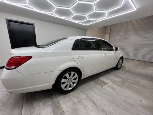 Used 2006 Toyota Avalon XL image 7