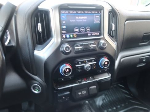 Used 2022 Chevrolet Silverado 2500 LT w/ Convenience Package RWD image 10