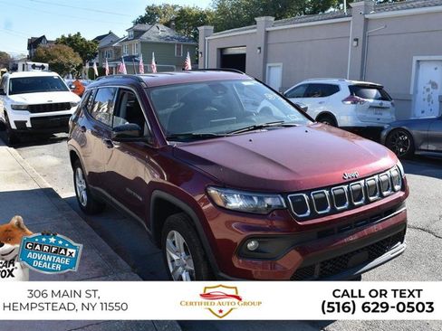 Used 2025 Jeep Compass Limited AWD/4WD image 4
