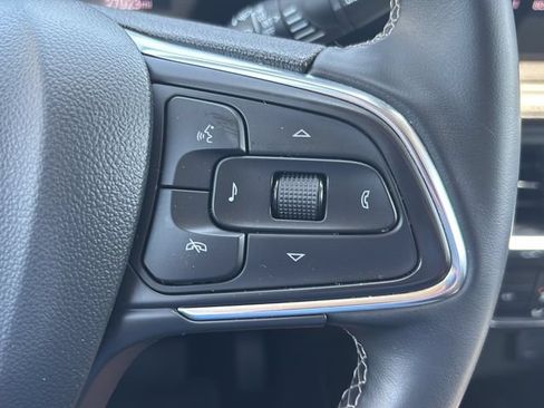Used 2025 Buick Encore GX Preferred AWD/4WD image 21