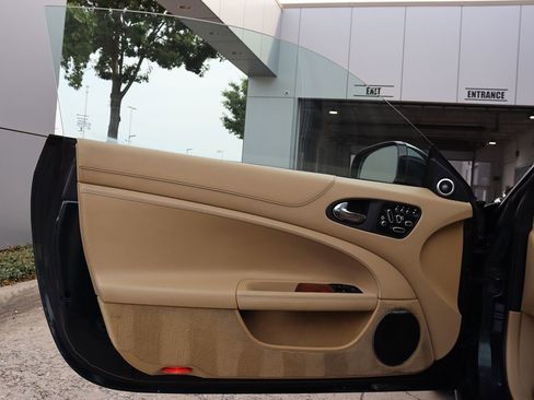 Used 2013 Jaguar XK Coupe image 39