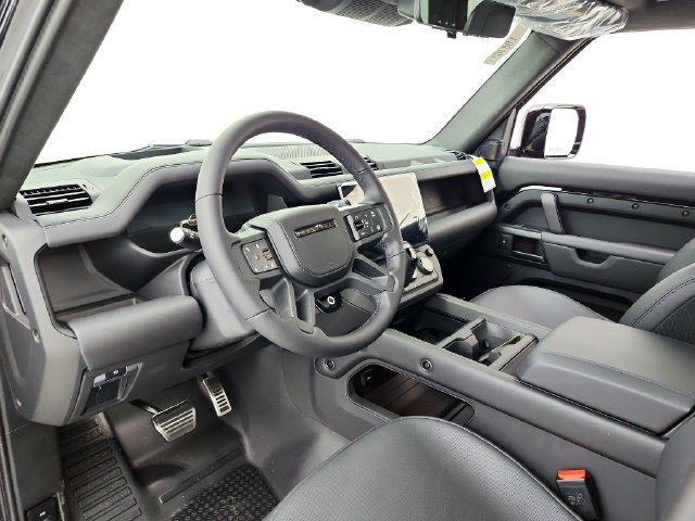 New 2026 Land Rover Defender 110 OCTA AWD/4WD image 20