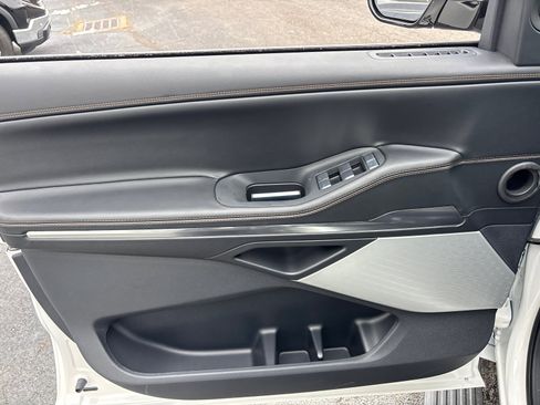 New 2025 Lincoln Navigator Black Label image 11