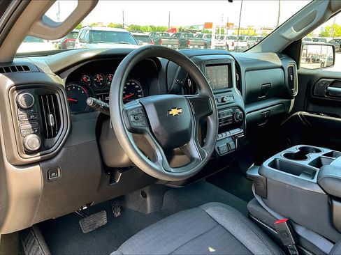 Used 2022 Chevrolet Silverado 1500 Custom w/ LPO, Dark Essentials Package AWD/4WD image 16