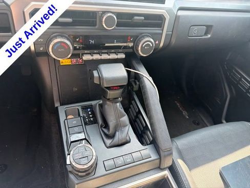 Used 2025 Toyota 4Runner TRD Off-Road Premium AWD/4WD image 11