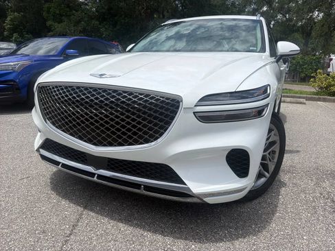 Used 2025 Genesis GV70 2.5T AWD/4WD image 3