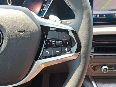 Certified 2025 BMW 330i xDrive Sedan w/ Premium Package image 21